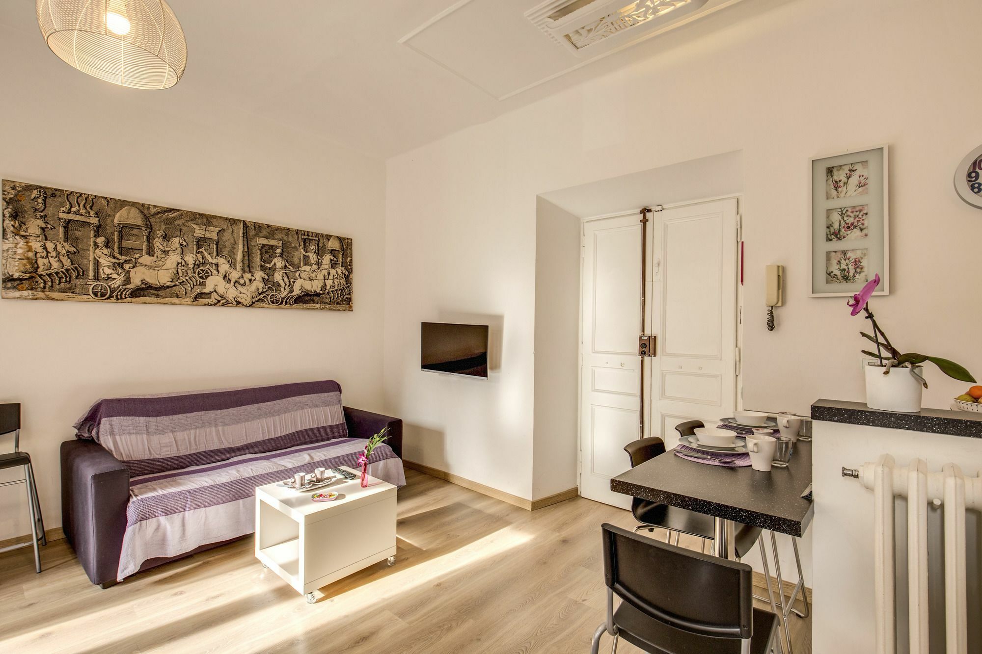 Bed & Breakfast Life In Roma